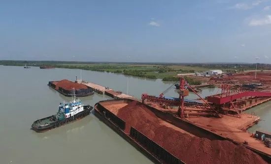 <b>几内亚（博凯港）3500T/H 圆弧轨道装船机</b>